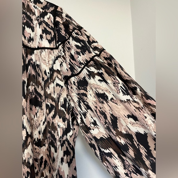 Tart- Long Sleeve Blouse Size Large - Picture 4 of 16